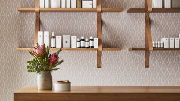 Couples treatment rooms, steam room, hot springs, body treatments