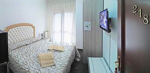 Double Room | Desk, free WiFi, bed sheets - B&B La Fiera Relais (Fiumicino)