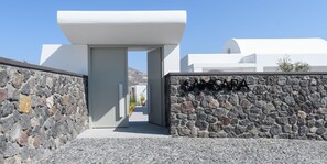 Entrada de la propiedad