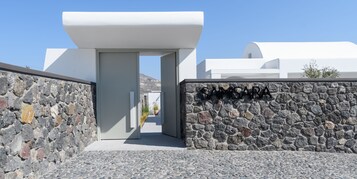 Entrada de la propiedad