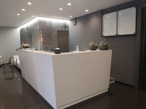 Reception - Hotel Daunia (Modena)