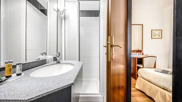 Chambre Simple Ăconomique | Salle de bain