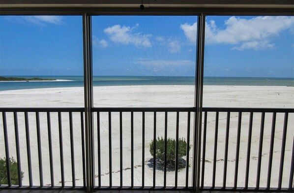 Beach/ocean view - Carlos Pointe 512 2 Bedroom Condo by Redawning (Fort Myers Beach)