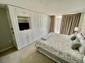 Condo, 3 Bedrooms | 3 bedrooms, iron/ironing board, free WiFi, bed sheets