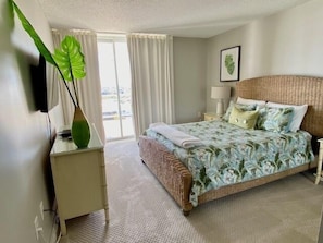 Condo, 3 Bedrooms | 3 bedrooms, iron/ironing board, free WiFi, bed sheets