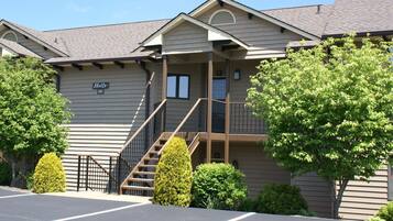 Condo, 1 Bedroom | Bahagian luar