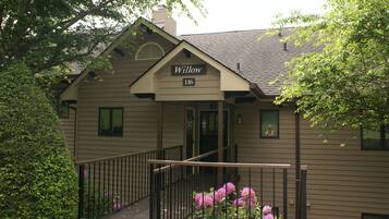 Condo, 3 Bedrooms | Exterior