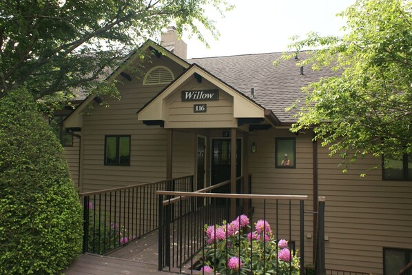 Condo, 3 Bedrooms | Exterior