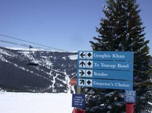 Apartment, 3 Schlafzimmer | Unterkunftsgelände