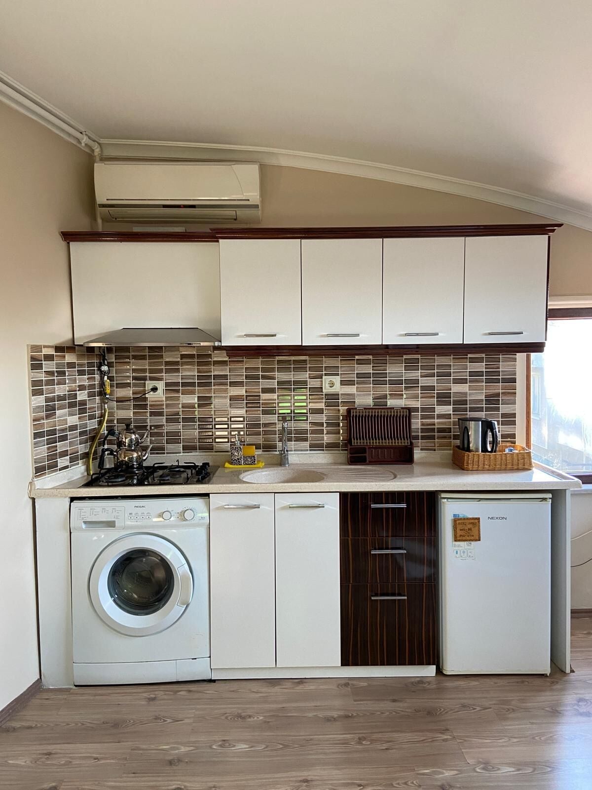 Apartemen Standar, 1 kamar tidur | Dapur pribadi | Lemari es, microwave, kompor, dan ketel listrik