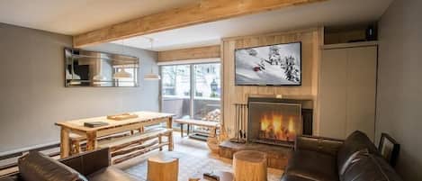 อพาร์ทเมนท์, 2 ห้องนอน | บริเวณนั่งเล่น