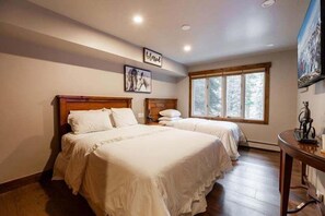 Condo, 2 Bedrooms | 2 bedrooms, free WiFi