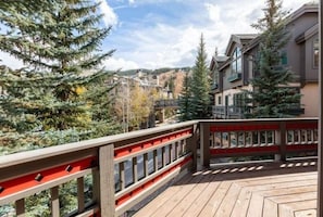 Townhome, 4 Bedrooms | Property grounds
