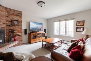 Apartamento, 2 habitaciones | Zona de estar