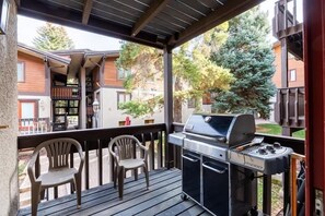 Apartamento, 2 habitaciones | Jardines del alojamiento