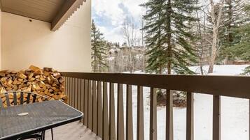 Condo, 1 Bedroom | Balcony