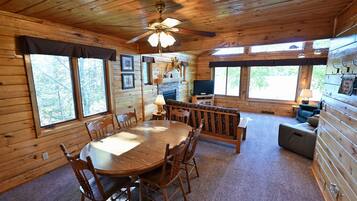 House, 2 Bedrooms | Interior