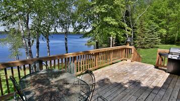 Cabin, 4 Bedrooms | Balcony