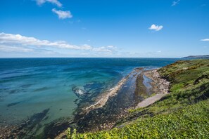 Beach - WINDYRIG, Cockburnspath - sleeps 4 in 2 bedrooms (Cockburnspath)