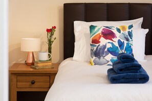 2 bedrooms, iron/ironing board, travel crib, internet - WINDYRIG, Cockburnspath - sleeps 4 in 2 bedrooms (Cockburnspath)