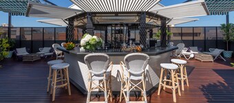 NH Collection Valencia Colón