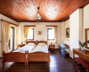 In-room safe, desk, iron/ironing board, free WiFi