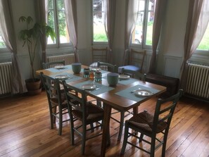 Gratis kontinental frukost varje dag 