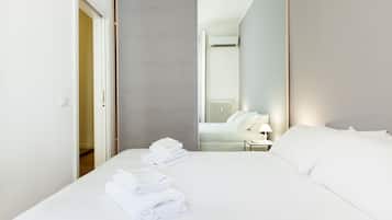 Leilighet, 1 soverom, ikke-røyk | 1 soverom, sengetøy av topp kvalitet, dundyner og individuelt dekorert