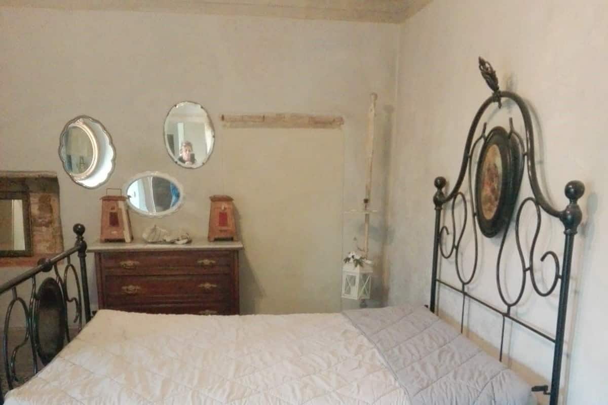 Comfort Apartment, 1 Bedroom | Iron/ironing board, bed sheets