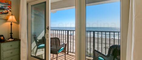 Condo, 2 Bedrooms | Interior