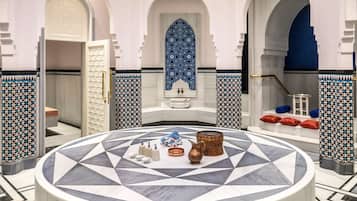 Sale per trattamenti di coppia, sauna, vasca idromassaggio, bagno turco