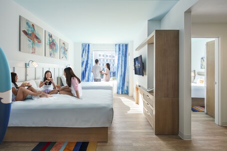 Universal's Endless Summer Resort Surfside Inn and Suites - Image 39