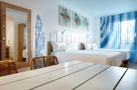 Universal's Endless Summer Resort Surfside Inn and Suites - Image 29