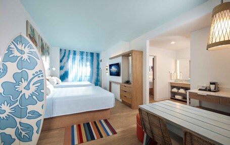 Universal's Endless Summer Resort Surfside Inn and Suites - Image 32