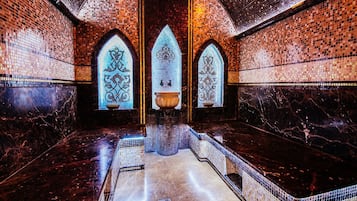 Sauna, poreallas, höyrysauna, turkkilainen sauna, vartalohoitoja