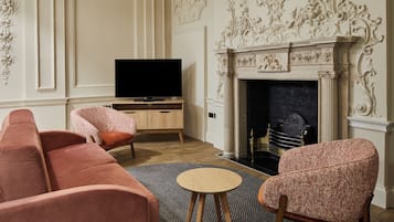 One Bedroom Open Plan | 1 υπνοδωμάτιο, κλινοσκεπάσματα υψηλής ποιότητας