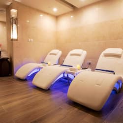 Couples treatment room(s), sauna, steam room, Turkish bath/hammam