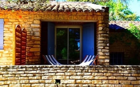 Habitación doble (Edgar) | Terraza o patio. Les Jardins d'Eleusis