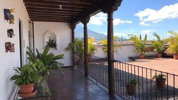 Traditional Apartment, 1 Double Bed, Non Smoking | Terrace/patio