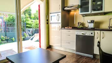 Casa de campo, 1 cama doble con sofá cama, bañera de hidromasaje (Savana) | Cocina privada | Nevera en la zona común y microondas en la zona común