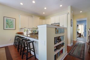 Private kitchen - Sunkissed 3 Bedroom Townhouse by RedAwning (Holmes Beach)