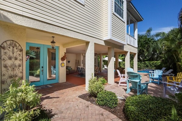 Exterior - Sunkissed 3 Bedroom Townhouse by RedAwning (Holmes Beach)