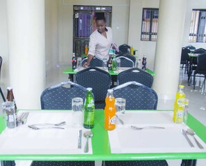 Breakfast, lunch and dinner served - Sunglam Hotel (Machakos)