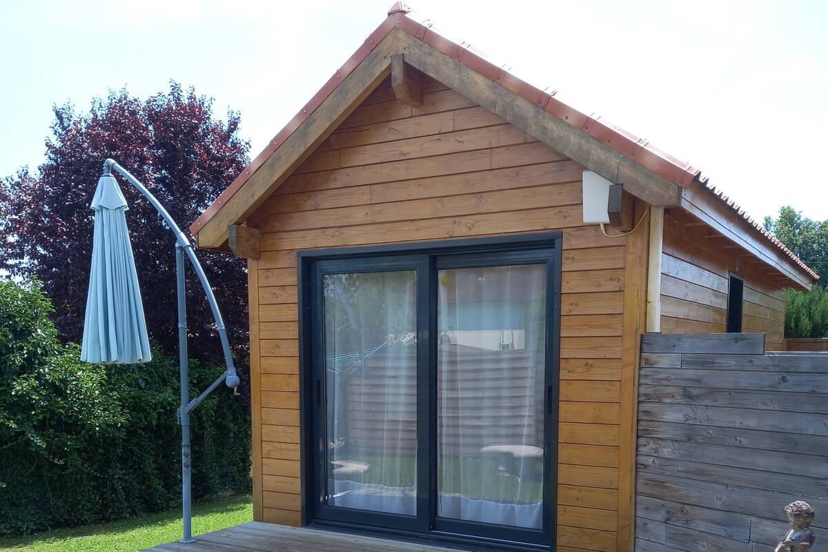 Chalet | 1 bedroom, individually decorated, blackout curtains, soundproofing