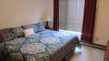 Kondominium, 1 kamar tidur | 1 kamar tidur, setrika/meja setrika, Wi-Fi gratis, dan seprai linen