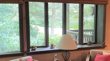 Condo, 2 Bedrooms | Interior