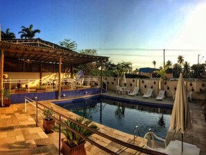 Outdoor pool - Hotel do Sol Executive (São Sebastião)