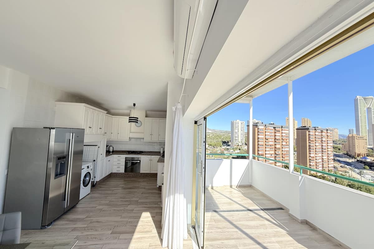 panoramic penthouse, sea view | lanai