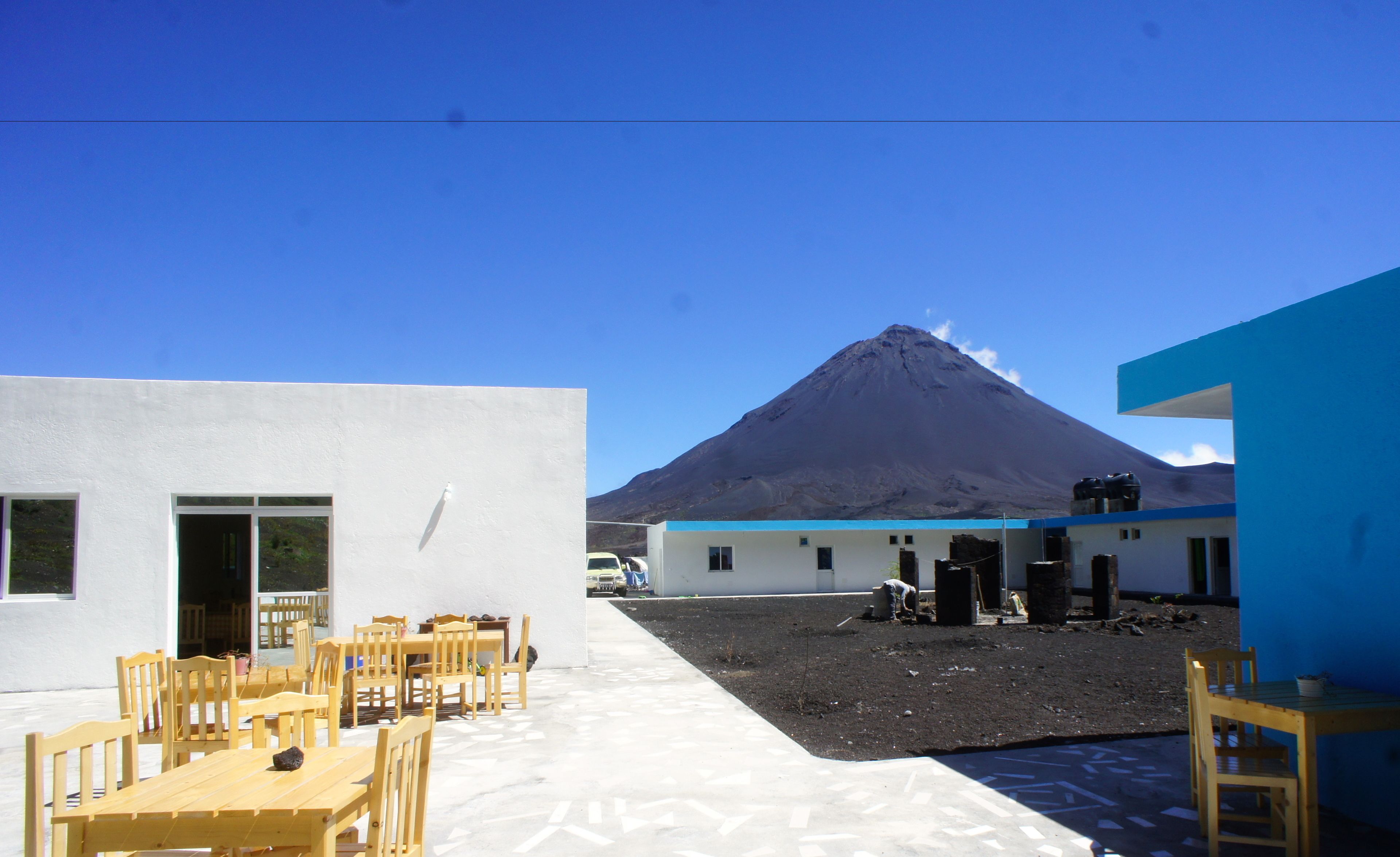 breakfast and dinner served, african cuisine