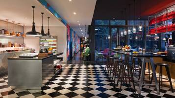 Breakfast served, vegetarian cuisine